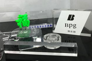 九宮格專注中小企業網絡營銷，助力唯動玻璃制品廠家公司互聯網轉型